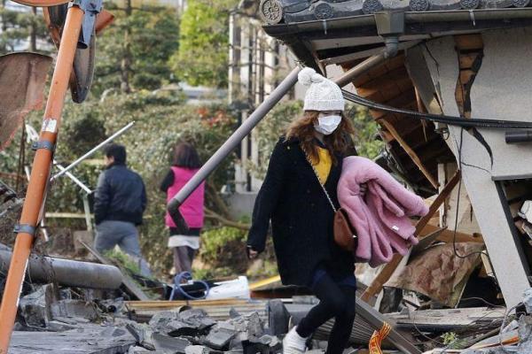 زلزله 7، 8 ریشتری در اکوادور؛ 272 نفر کشته (بروزرسانی: تعداد کشته شدگان زلزله به 413 نفر رسید)