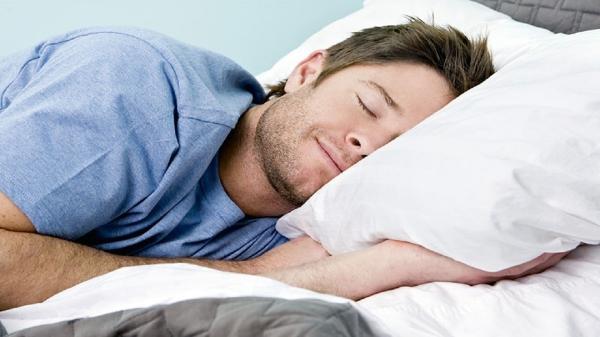 علت حرکت چشم ها در خواب چیست؟